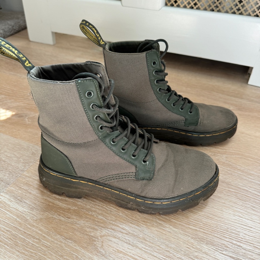 CRACKING Dr. Martens Green Combs